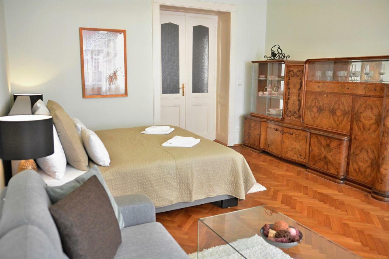Apartment In The Heart Of Prague Praga Exterior foto
