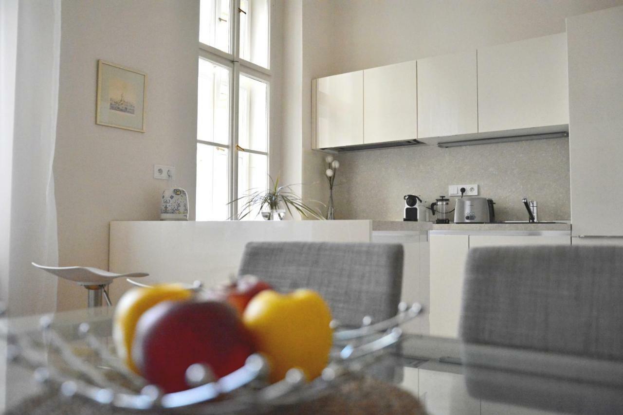 Apartment In The Heart Of Prague Praga Exterior foto