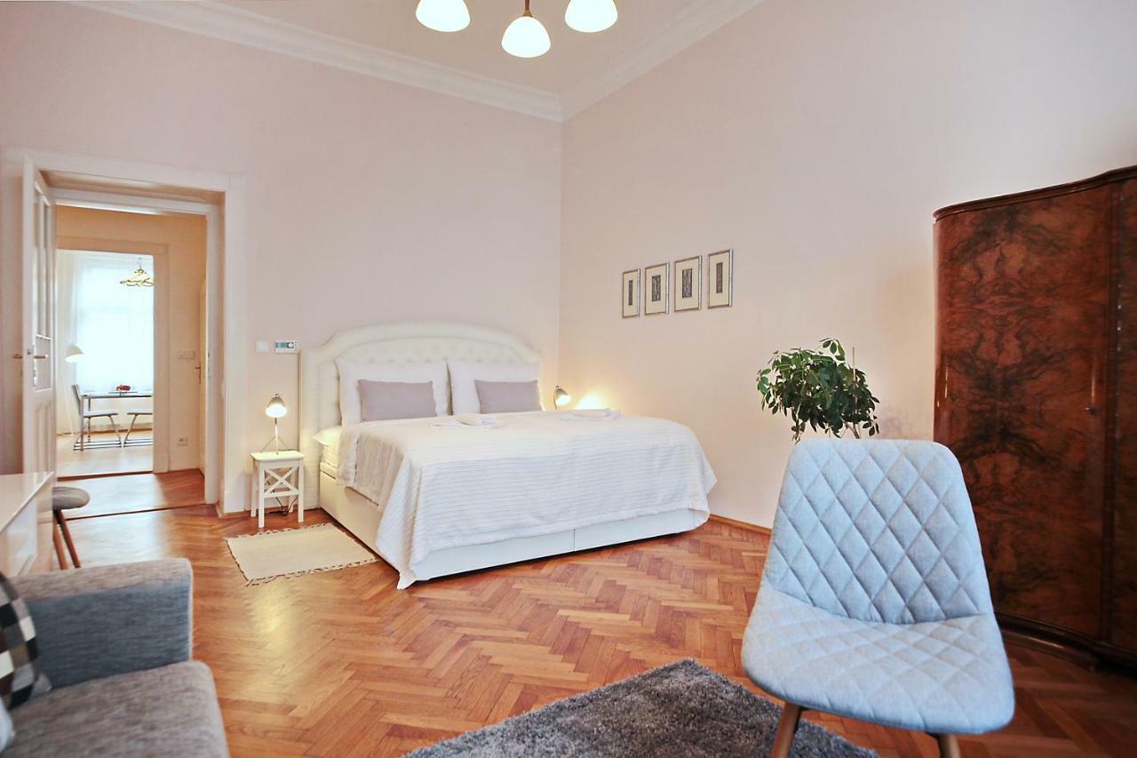 Apartment In The Heart Of Prague Praga Exterior foto