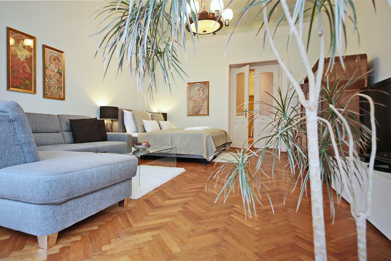 Apartment In The Heart Of Prague Praga Exterior foto
